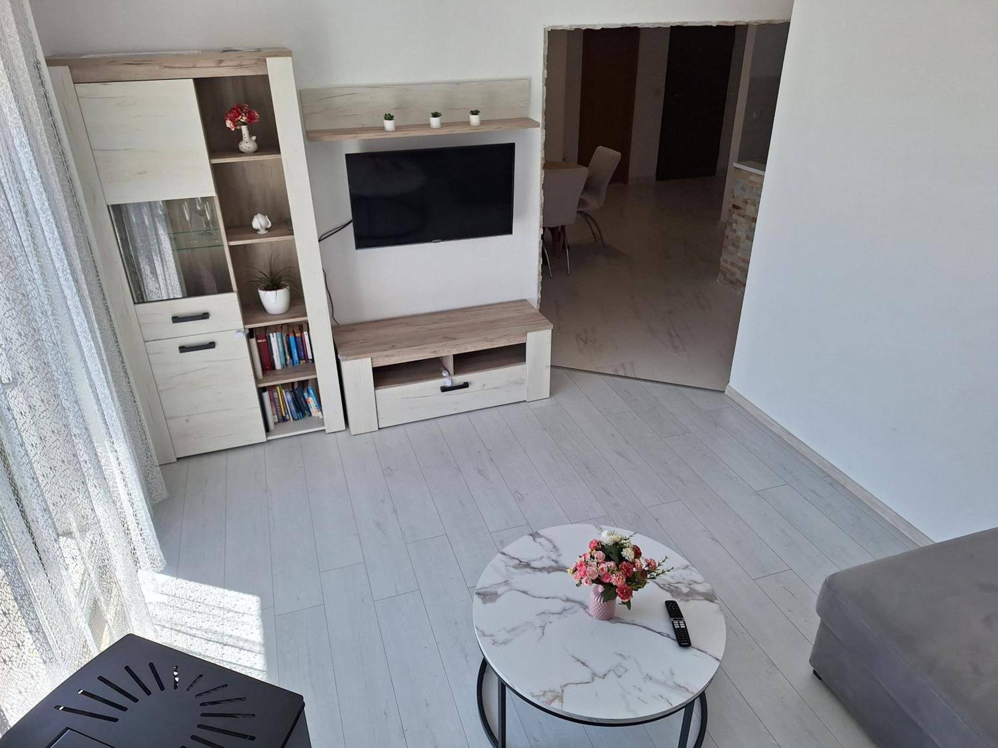 Apartment Tre Strade Baška Voda Exteriör bild